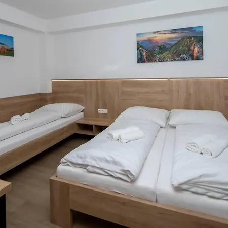 Zuzana 루좀베로크